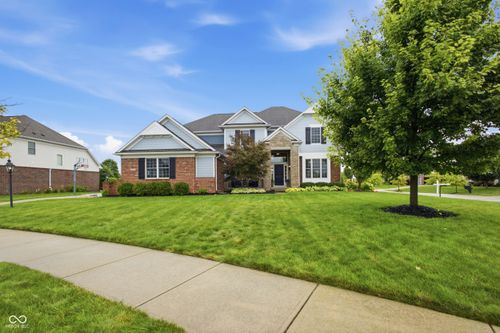 14603 Edgebrook Dr, Fishers, IN, 46040-1361 | Card Image