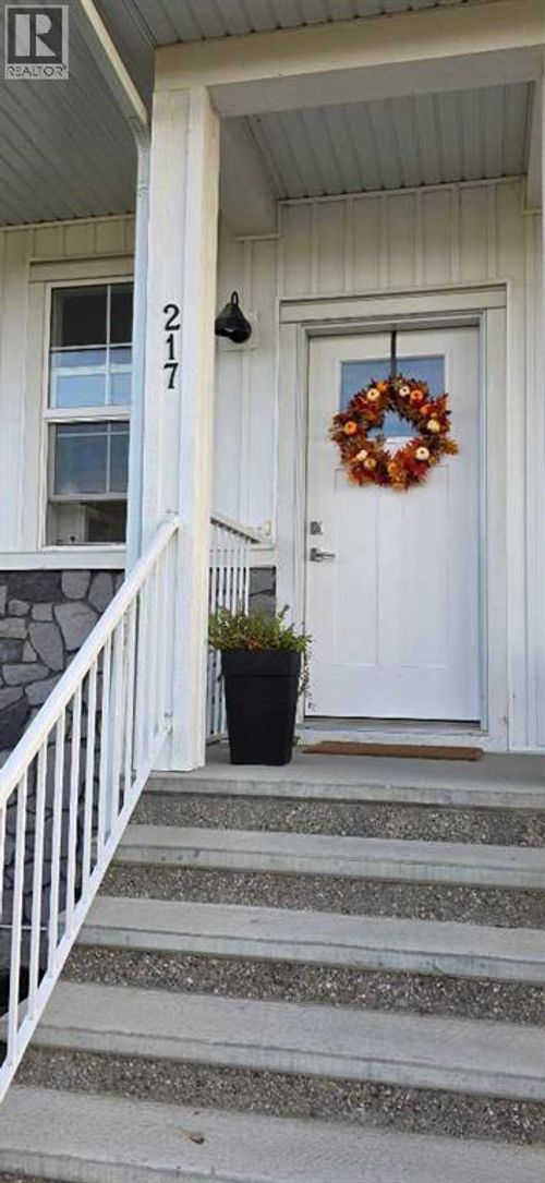 217 Dawson Way, Chestermere, AB, T1X2R7 | Card Image