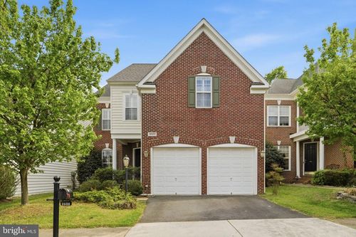 8305 Allerdale Ct, LORTON, VA, 22079-2777 | Card Image