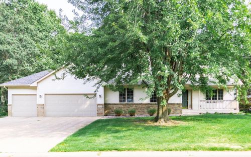 38261 Golden Oaks Trl, North Branch, MN, 55056-5854 | Card Image