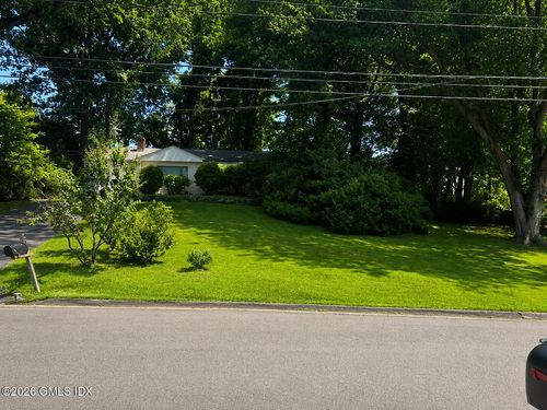 23 Nimitz Pl, Old Greenwich, CT, 06870-1117 | Card Image