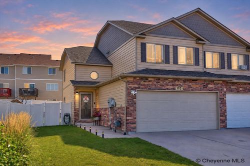 3921 Saddle Ridge Trl, Cheyenne, WY, 82001-8559 | Card Image
