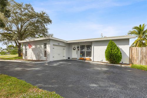 11301 Nw 32nd Pl, Sunrise, FL, 33323-1409 | Card Image