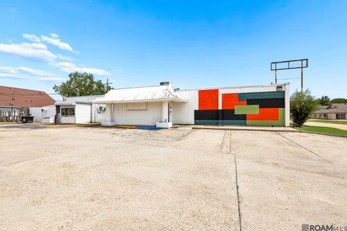 9431 Delcourt Ave, Baton Rouge, LA, 70815-4127 | Card Image