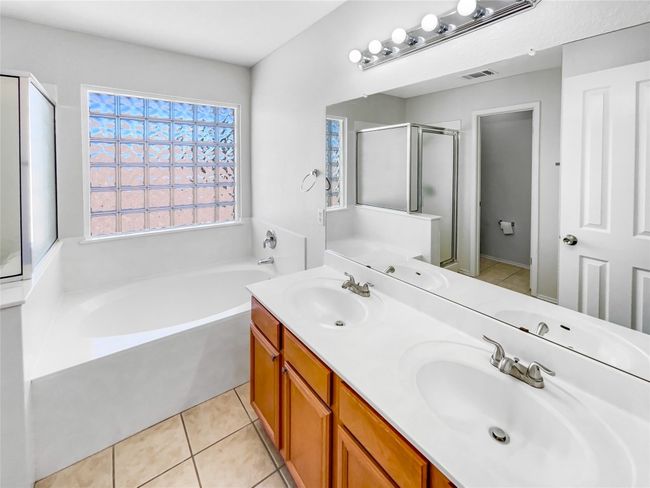 3128 Flinders Reef Ln, House other with 3 bedrooms, 3 bathrooms and 2 parking in Austin TX | Image 7