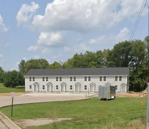 1-7-250-264 Hycliff St, Harrodsburg, KY, 40330-8607 | Card Image