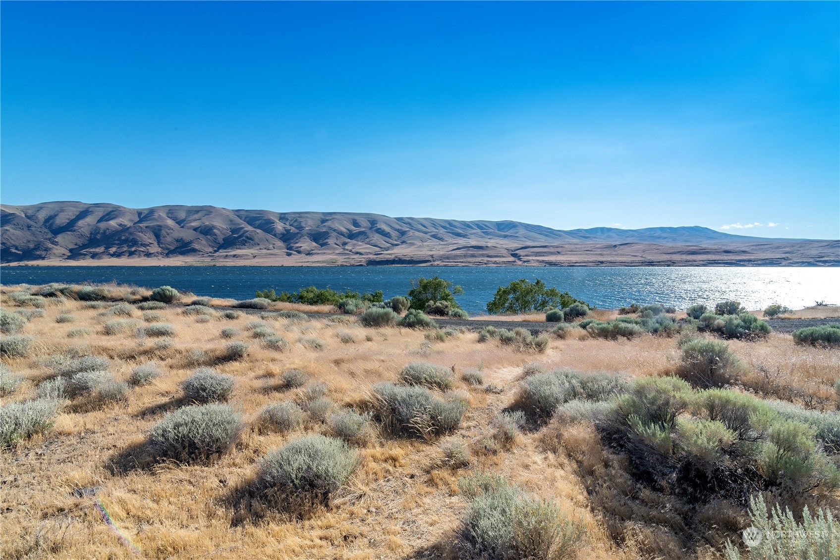 Island Vw, Mattawa, WA 99349