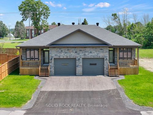 9 Billings Ave E, Iroquois, ON, K0E1K0 | Card Image