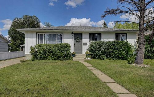 9622 108 Ave, Grande Prairie, AB, T8V1N3 | Card Image