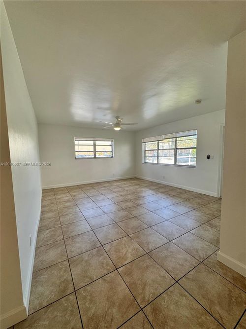 1-2300 Pierce St, Hollywood, FL, 33020-4439 | Card Image