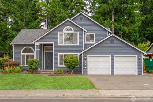 12759 Plateau Cir Nw, Silverdale, WA, 98383-8014 | Card Image