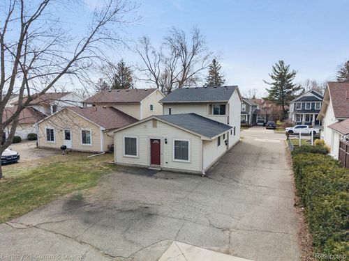 346 Roe St, Plymouth, MI, 48170-1652 | Card Image
