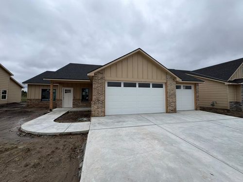 5903 N Plumthicket St, Bel Aire, KS, 67226-3561 | Card Image