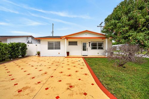 4579 Nw 17th Ter, Tamarac, FL, 33309-3702 | Card Image