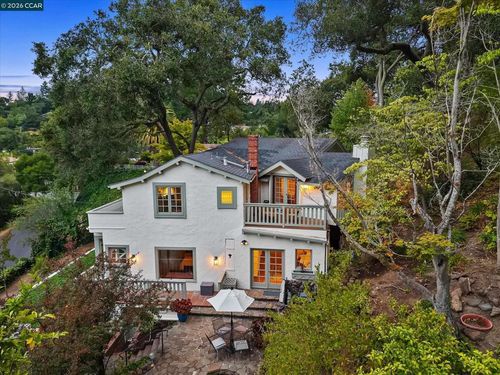 112 Camino Sobrante, Orinda, CA, 94563-2329 | Card Image
