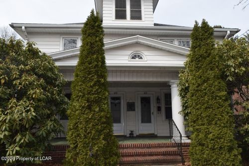 612 Rutter Ave, Kingston, PA, 18704-4814 | Card Image