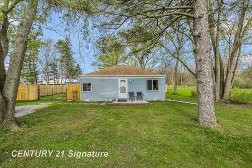 223 Harrison Drive, Thomas Township, MI, 48609 | Card Image