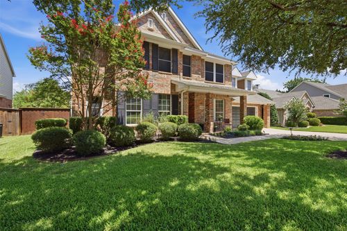 952 Water Oak Dr, Grapevine, TX, 76051-8253 | Card Image
