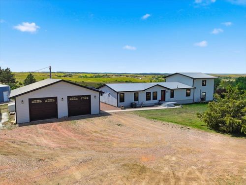 19131 Sandstone Rd, Belle Fourche, SD, 57717-6500 | Card Image