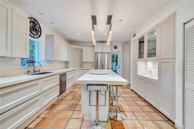4515 N Bay Rd, House other with 3 bedrooms, 3 bathrooms and null parking in Miami Beach FL | Image 9