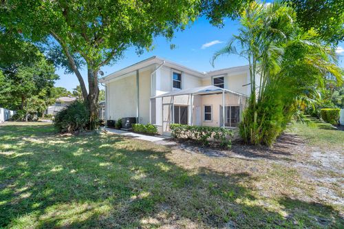 apt-3-1536 N Lawnwood Cir, Fort Pierce, FL, 34950-6957 | Card Image