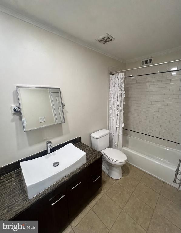 Residential Lease in SOUTHAMPTON 2