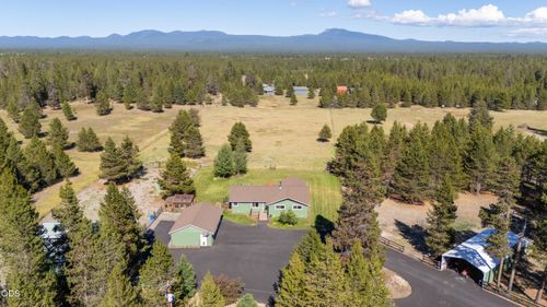 16250 South Dr, La Pine, OR, 97739-7652 | Card Image