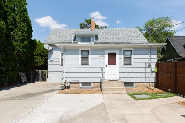 925 W Spruce St, House other with 3 bedrooms, 2 bathrooms and null parking in Missoula MT | Image 9