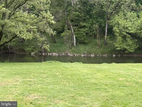 1865 Wilderness Rd, LANCASTER, PA, 17603-9300 | Card Image