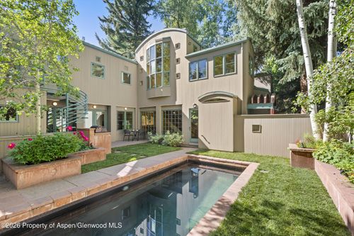 530 W Francis St, Aspen, CO, 81611-1235 | Card Image