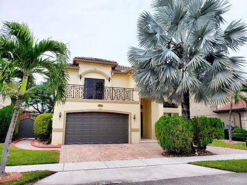 16431 60th Ter, Miami, FL, 33193-5704 | Card Image