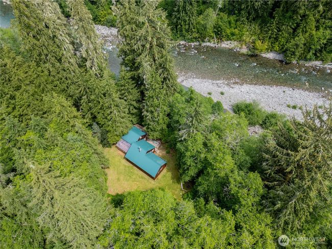 40411 Mountain Loop Hwy, House other with 2 bedrooms, 1 bathrooms and null parking in Granite Falls WA | Image 35