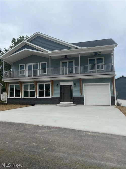 10556 E Bayshore Rd, Lakeside Marblehead, OH, 43440-2318 | Card Image