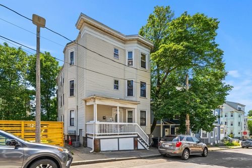 76 Bellevue St, Boston, MA, 02125-4247 | Card Image