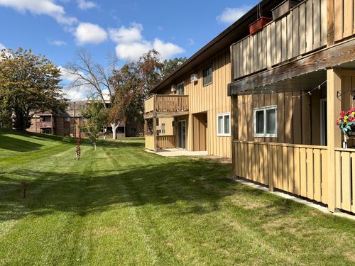 1g-125 Kingswood Drive, Red Wing, MN, 55066 | Card Image