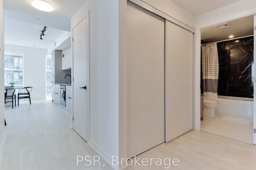 2402-1285 Dupont St, Toronto, ON, M6H0E3 | Card Image