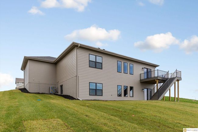 10901 N 161 St St, House other with 5 bedrooms, 4 bathrooms and 3 parking in Bennington NE | Image 38
