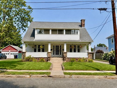 1-93 Dartmouth St, Holyoke, MA, 01040-2001 | Card Image