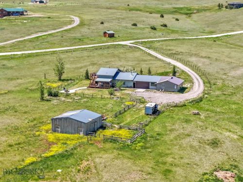 30 Wineglass Loop N, Livingston, MT, 59047-8950 | Card Image
