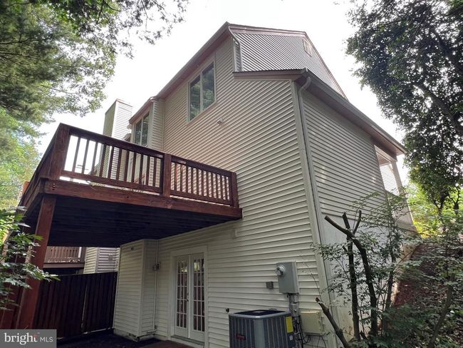 12534 Flatwood Cir, Townhouse with 3 bedrooms, 3 bathrooms and null parking in FAIRFAX VA | Image 7