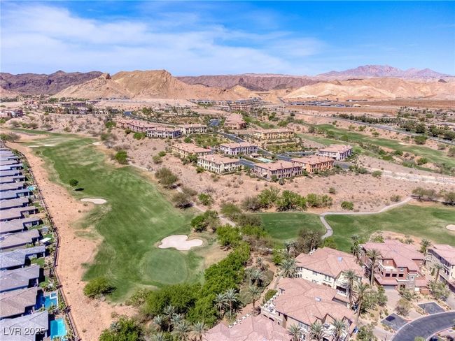 UNIT-201 - 21 Via Visione, Condo with 3 bedrooms, 3 bathrooms and null parking in Henderson NV | Image 41