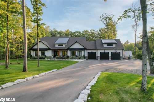 40 Algonquin Trail, Tiny, ON, L0L2T0 | Card Image