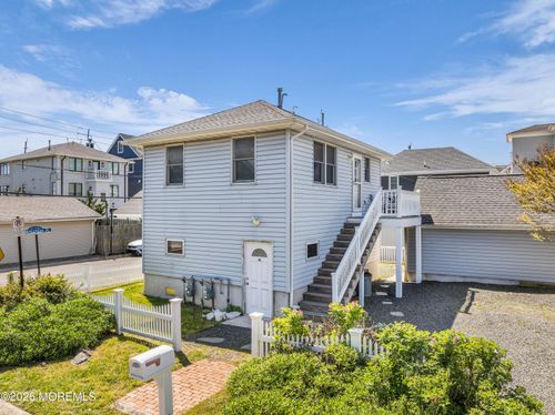 a-1 Beach Way, Sea Bright, NJ, 07760-2102 | Card Image
