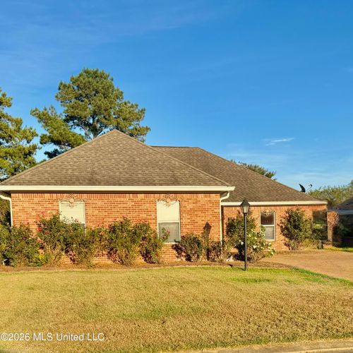 18 Old Bridge Cove, Byram, MS, 39272 | Card Image