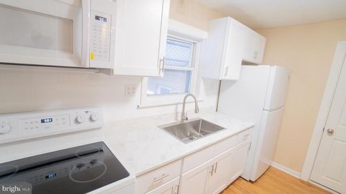 1301 S 18th St, HARRISBURG, PA, 17104-2813 | Card Image
