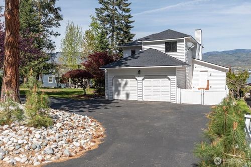 4124 Lakeview Pl, Chelan, WA, 98816-9343 | Card Image