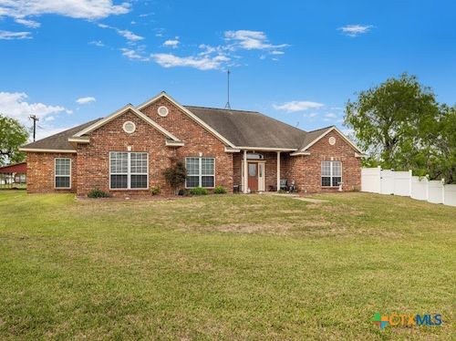 602 Basswood St, Victoria, TX, 77904-9694 | Card Image