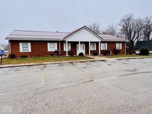 2125 E State Highway 54, Linton, IN, 47441-9407 | Card Image