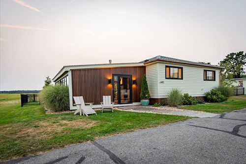 349 Northern Blvd, Newbury, MA, 01951 | Card Image