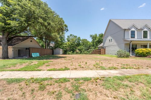 7835 Blackbird Ln, Dallas, TX, 75238-4103 | Card Image